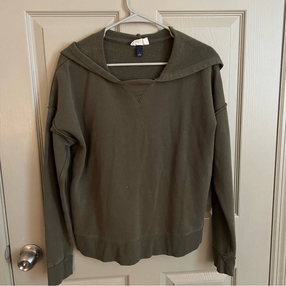 Cropped hoodie